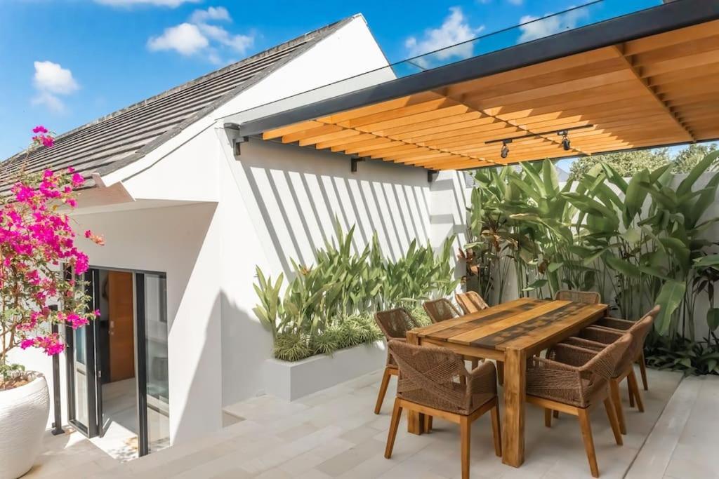 Villa Hakem Elegant And Modern 4 Bedrooms Villa Pool View チャングー エクステリア 写真
