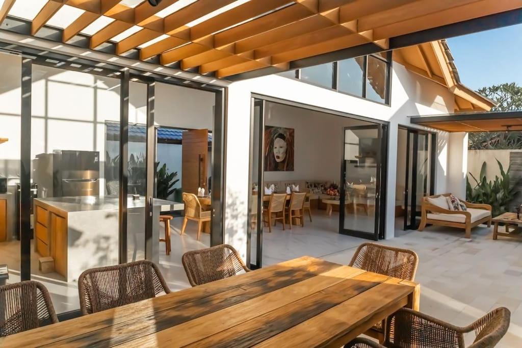 Villa Hakem Elegant And Modern 4 Bedrooms Villa Pool View チャングー エクステリア 写真