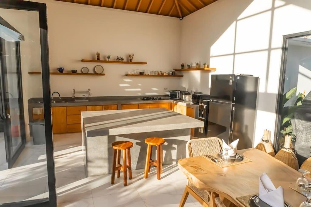 Villa Hakem Elegant And Modern 4 Bedrooms Villa Pool View チャングー エクステリア 写真