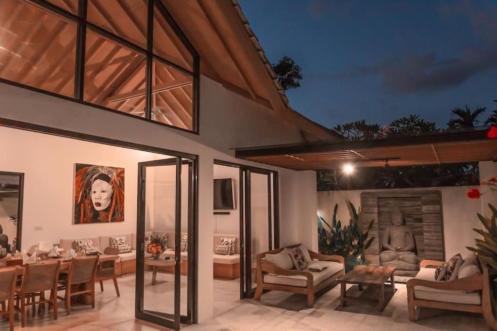 Villa Hakem Elegant And Modern 4 Bedrooms Villa Pool View チャングー エクステリア 写真